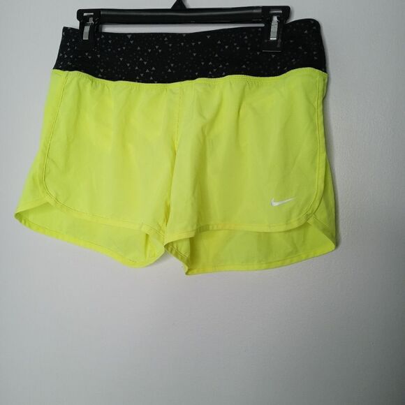Nike neon yellow shorts size spots - Picture 1 of 4